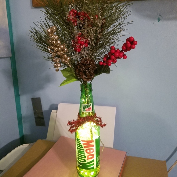 Merry Christmas Mountain Dew bottle decorated  with LED LIGHTS batteries include - Picture 1 of 12